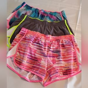 Xersion printed running shorts 3 pair all size Med